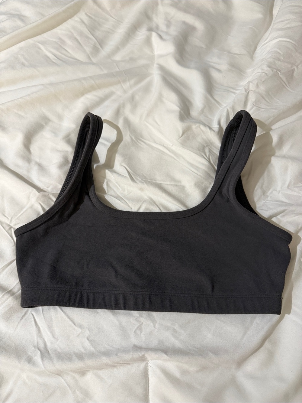 Aritzia sports bra